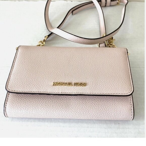 New Michael Kors Jet Set Travel Medium Phone Crossbody Leather Powder Blush - Picture 2 of 5